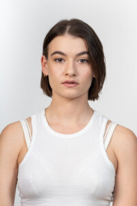Emma_Couteau_Portrait1